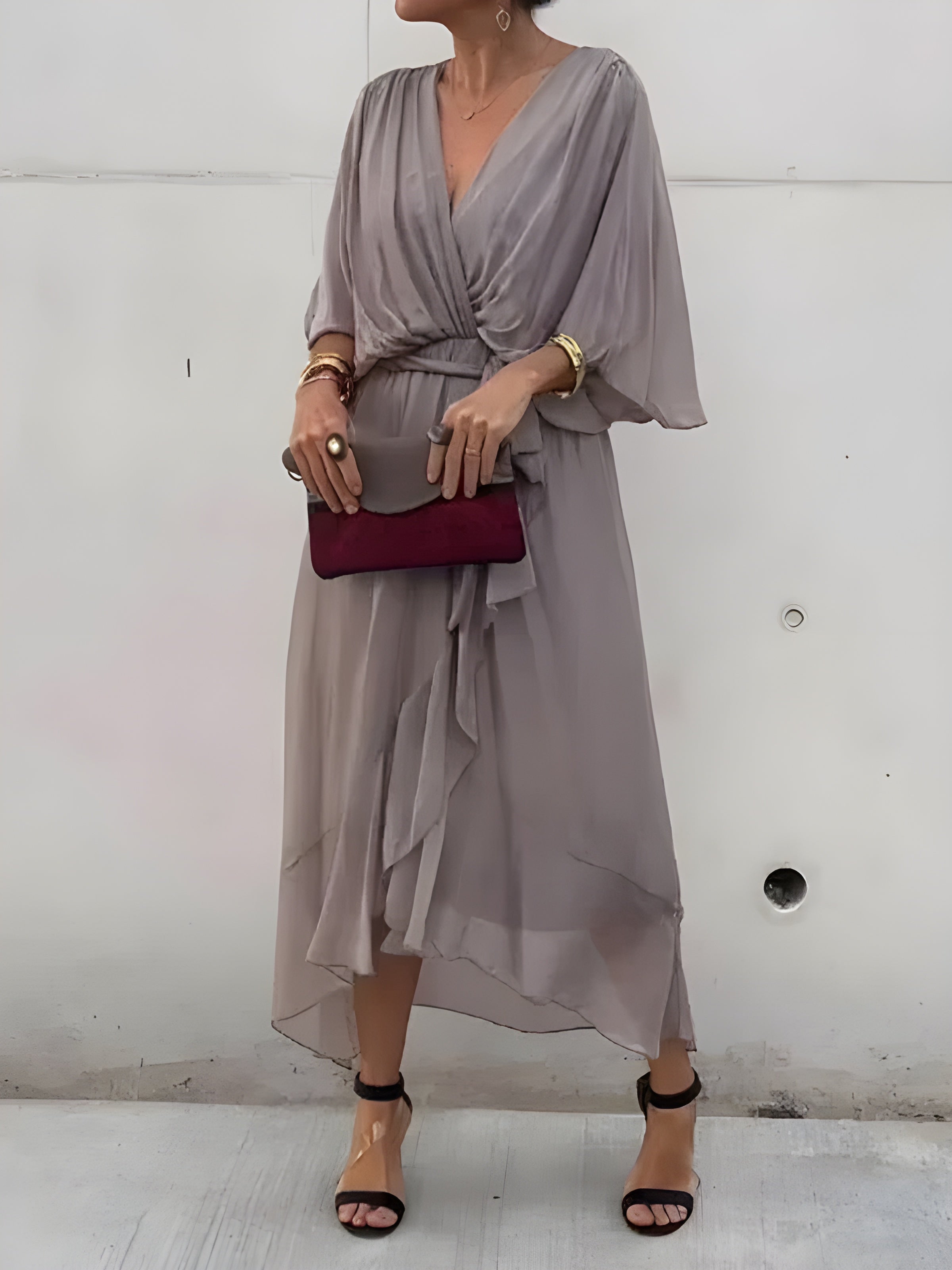 Monica - Robe en mousseline de soie à col en V